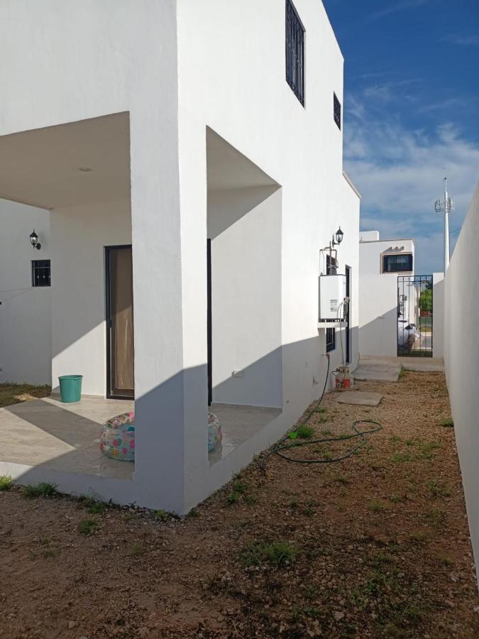 Hermosa Casa A 15 Minutos Del Aeropueto De Cancun En Exclusivo Fraccionamiento Residencial Exterior foto